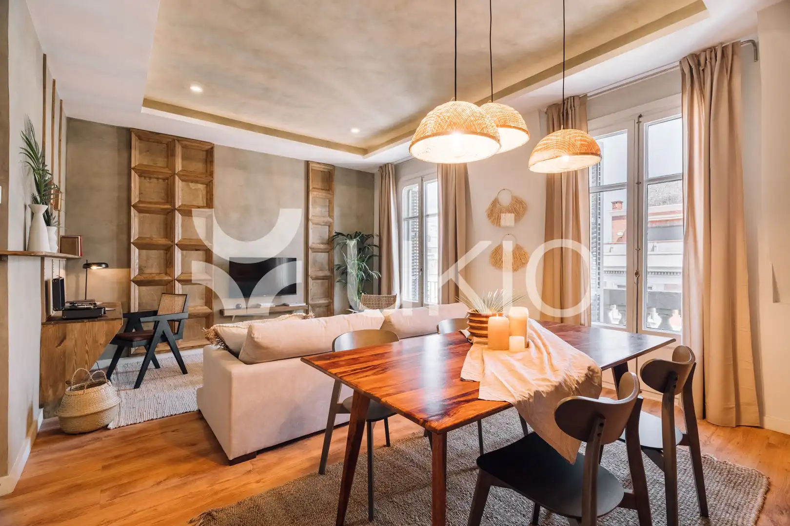Apartamento con terraza en alquiler en Carrer de Balmes