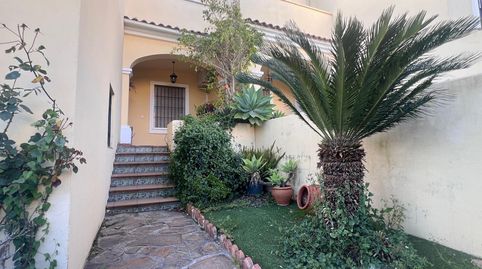 Foto 4 de Casa adosada en venta en Los Barrios, Cádiz