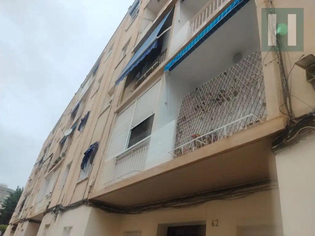 Piso con terraza en venta en Calle Enrique Martínez Muñoz