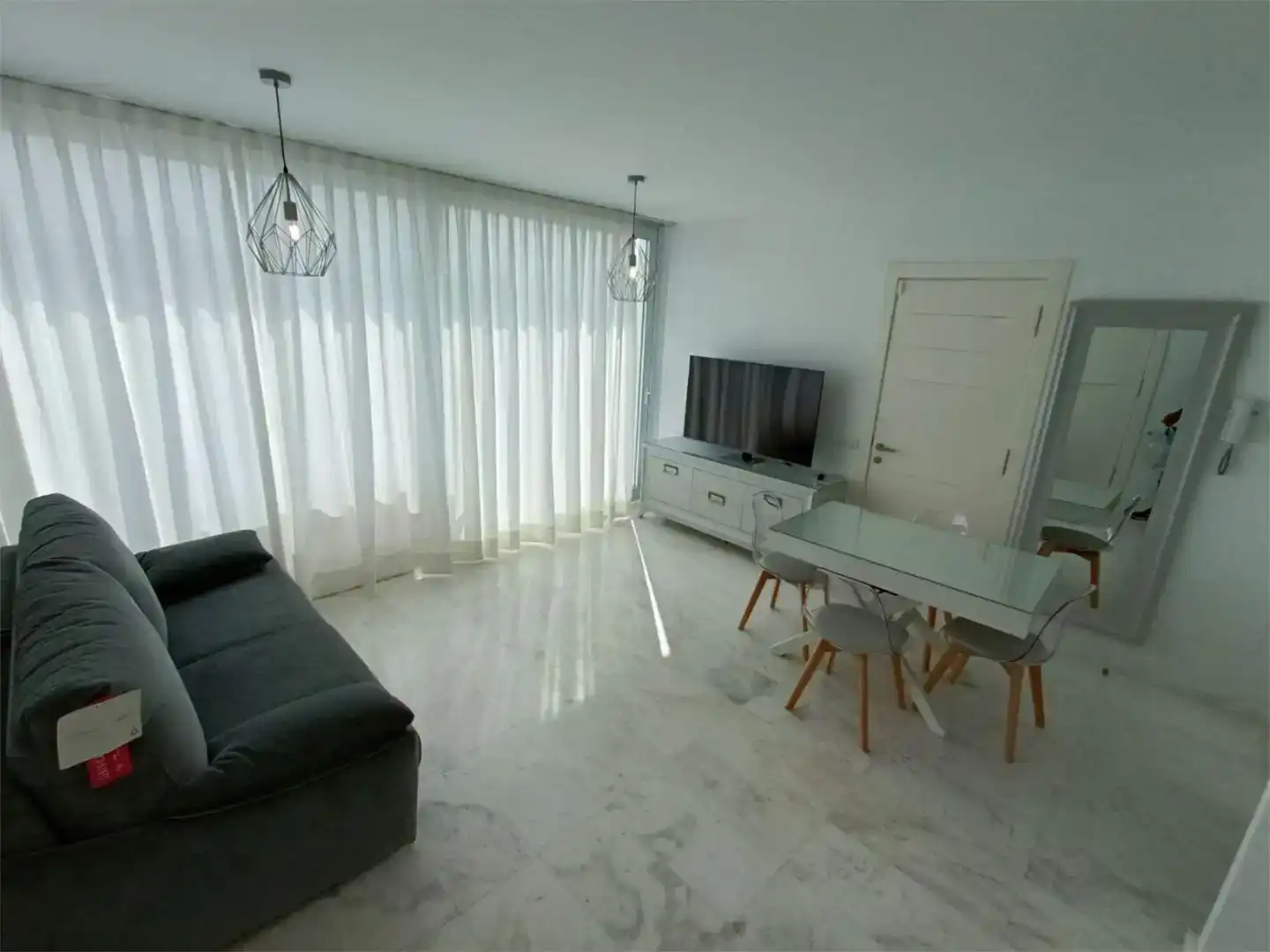 Sala de estar de Piso en venta en Maó - Mahón con Aire acondicionado, Piscina y Amueblado