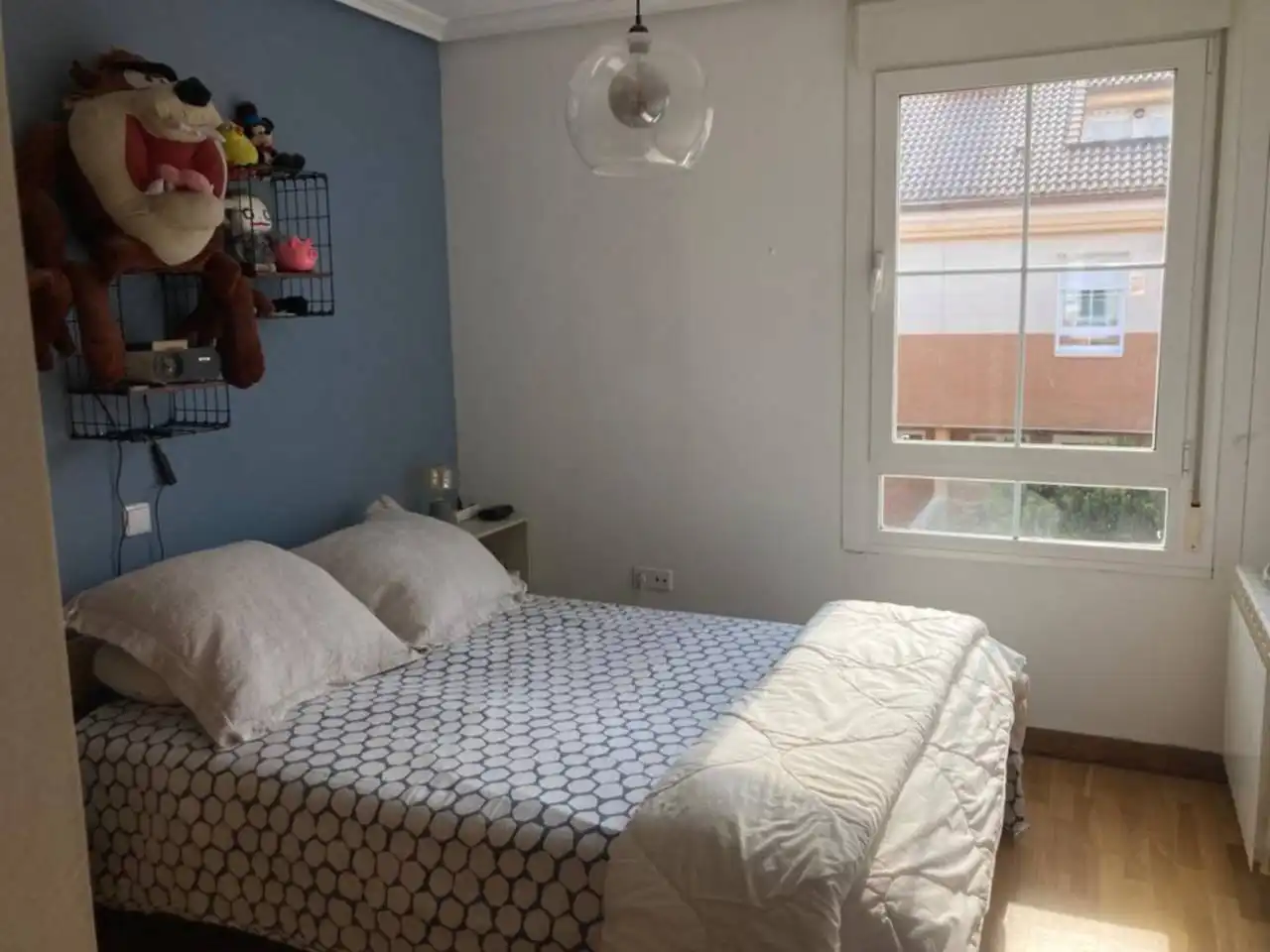 Habitación de Casa adosada en venta en Arroyo de la Encomienda con Aire acondicionado, Calefacción y Jardín privado