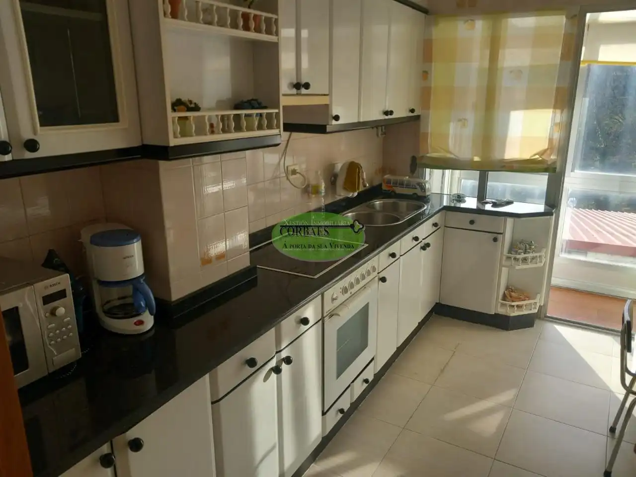 Cocina de Piso en venta en O Carballiño   con Calefacción, Parquet y Amueblado