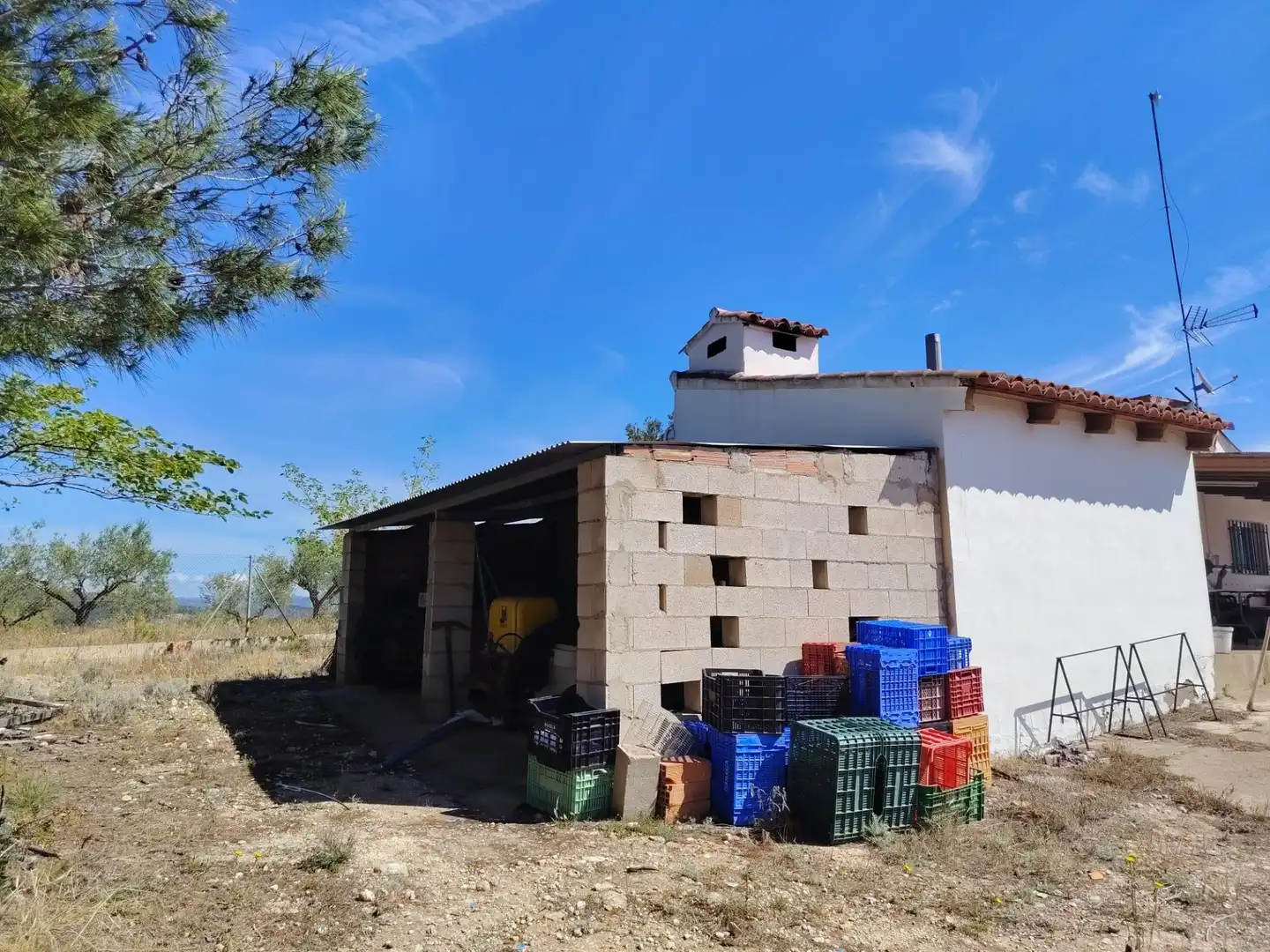 Exterior view of Houses for sale in Navarrés  with Air Conditioner, Private garden and Storage room