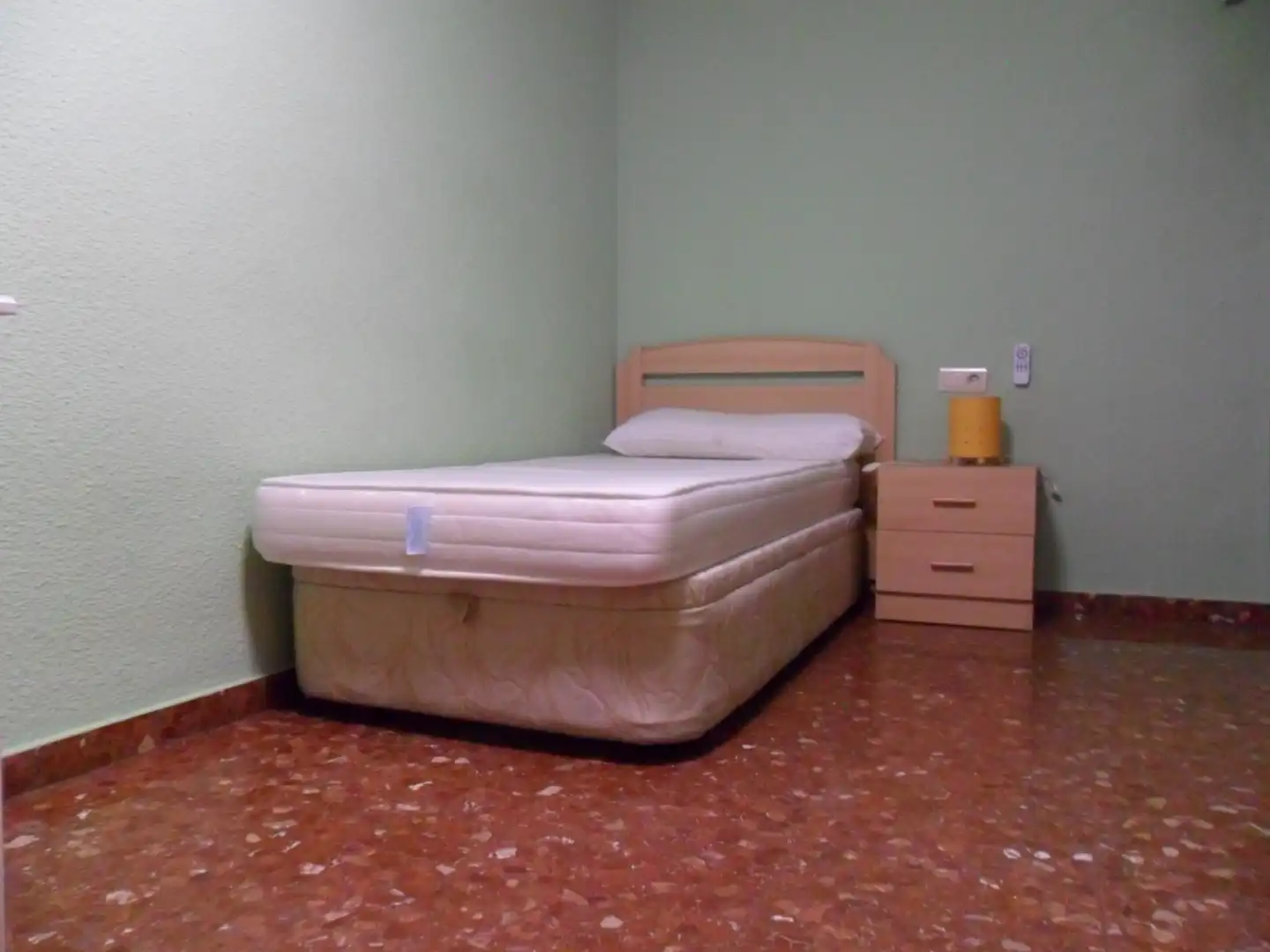 Habitación de Piso de alquiler en Granada con Aire acondicionado, Calefacción y Terraza