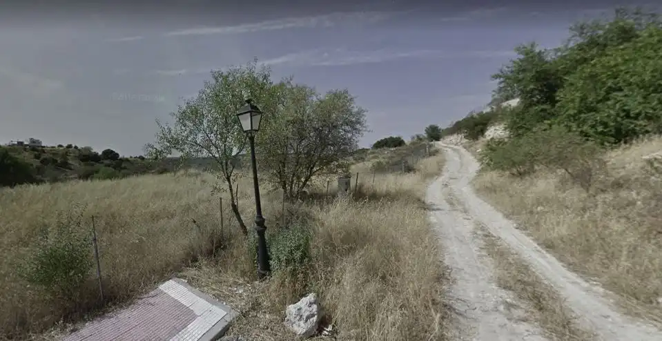 Terreny residencial en venda a El Robledal, imagen 3