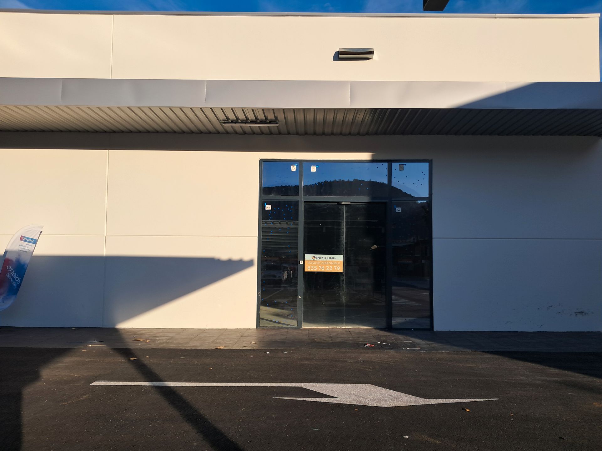 Exterior view of Industrial buildings to rent in Tavernes de la Valldigna