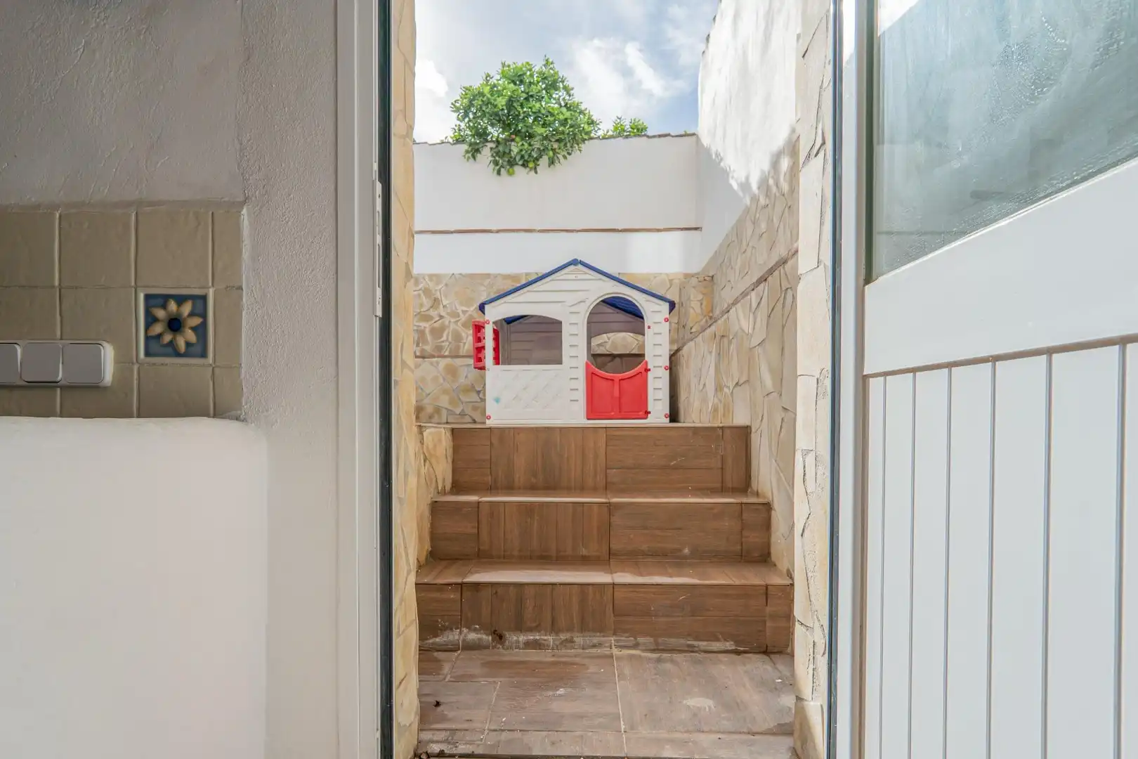 Houses for sale in Pizarra  with Terrace, Swimming Pool and Balcony