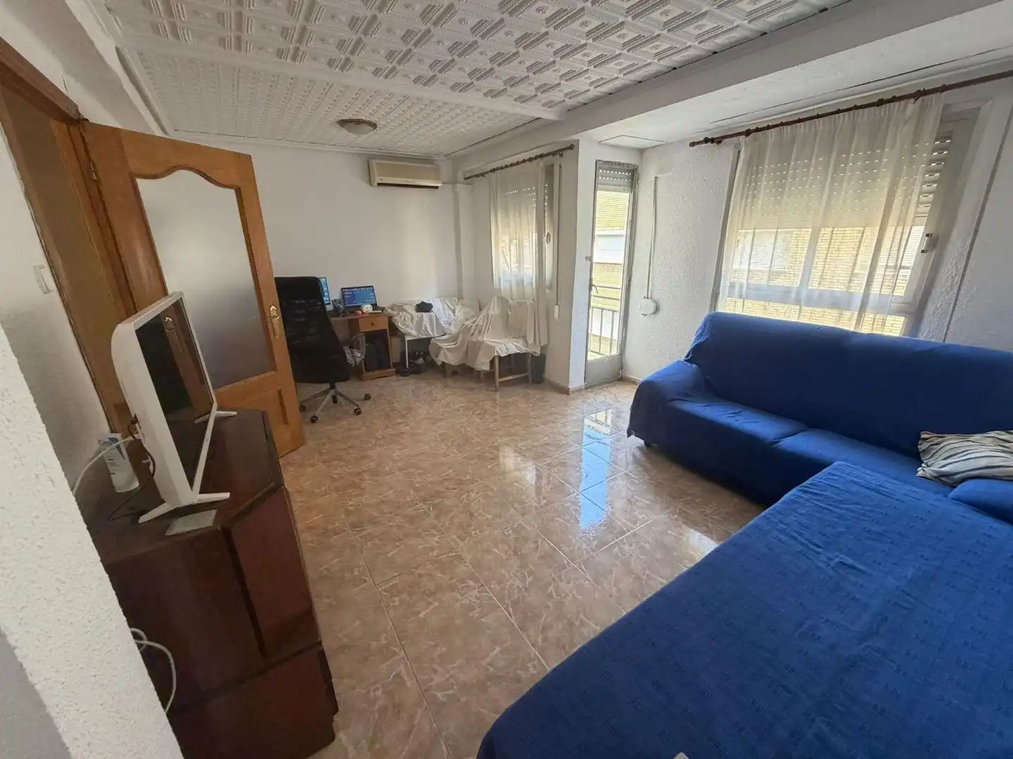 Living room of Flat for rent in Aldaia  with Air Conditioner, Furnished and Balcony