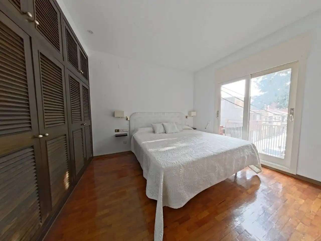 Dormitori de Casa adosada en venda en Centre