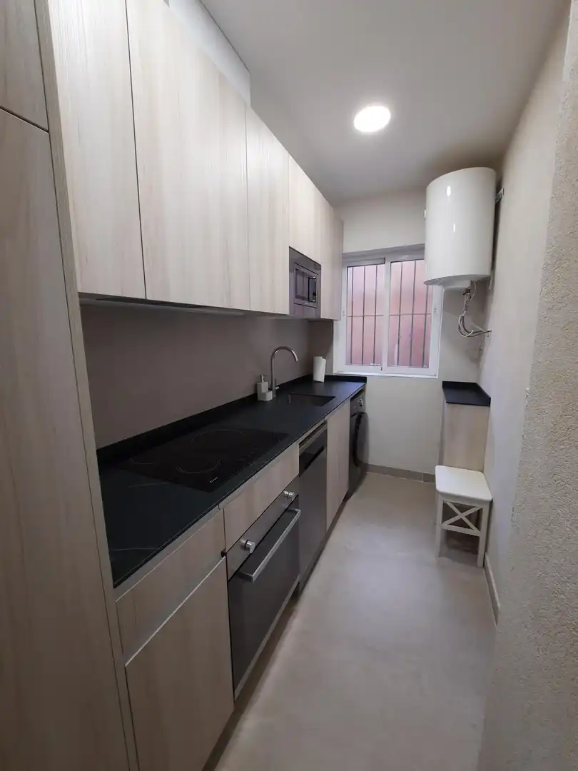 Kitchen of Flat for sale in Madrid  with Furnished