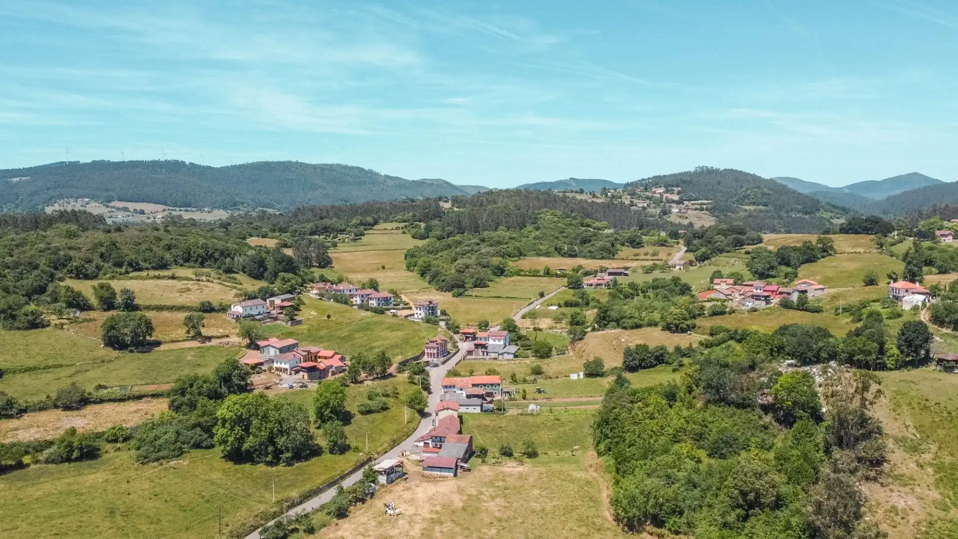Vista exterior de Casa o xalet en venda en Las Regueras  