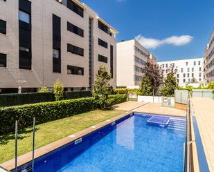 Swimming pool of Planta baja for sale in Terrassa  with Air Conditioner and Terrace