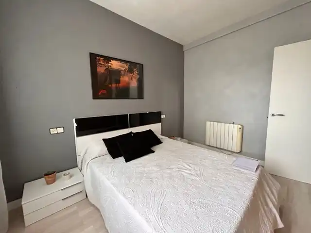 Schlafzimmer von Haus oder Chalet zum Verkauf in Cervelló mit Klimaanlage, Privatgarten und Schwimmbad