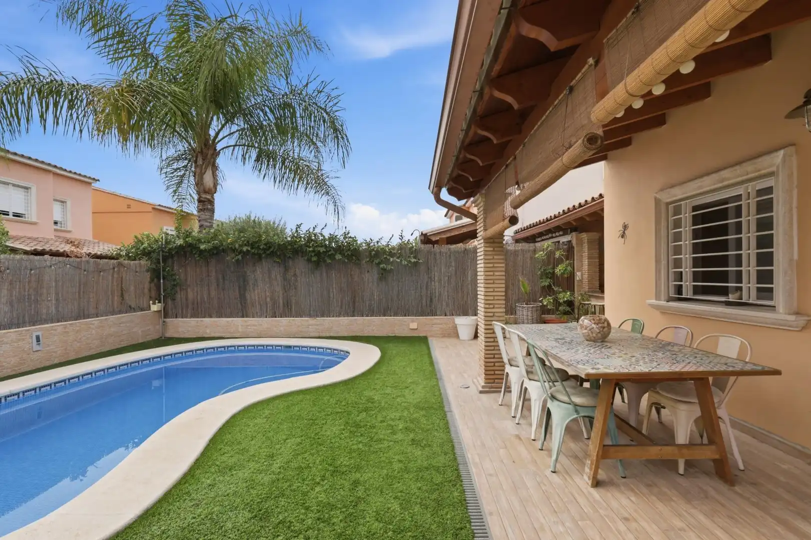 Terrace of Houses for sale in La Pobla de Vallbona  with Air Conditioner, Heating and Private garden