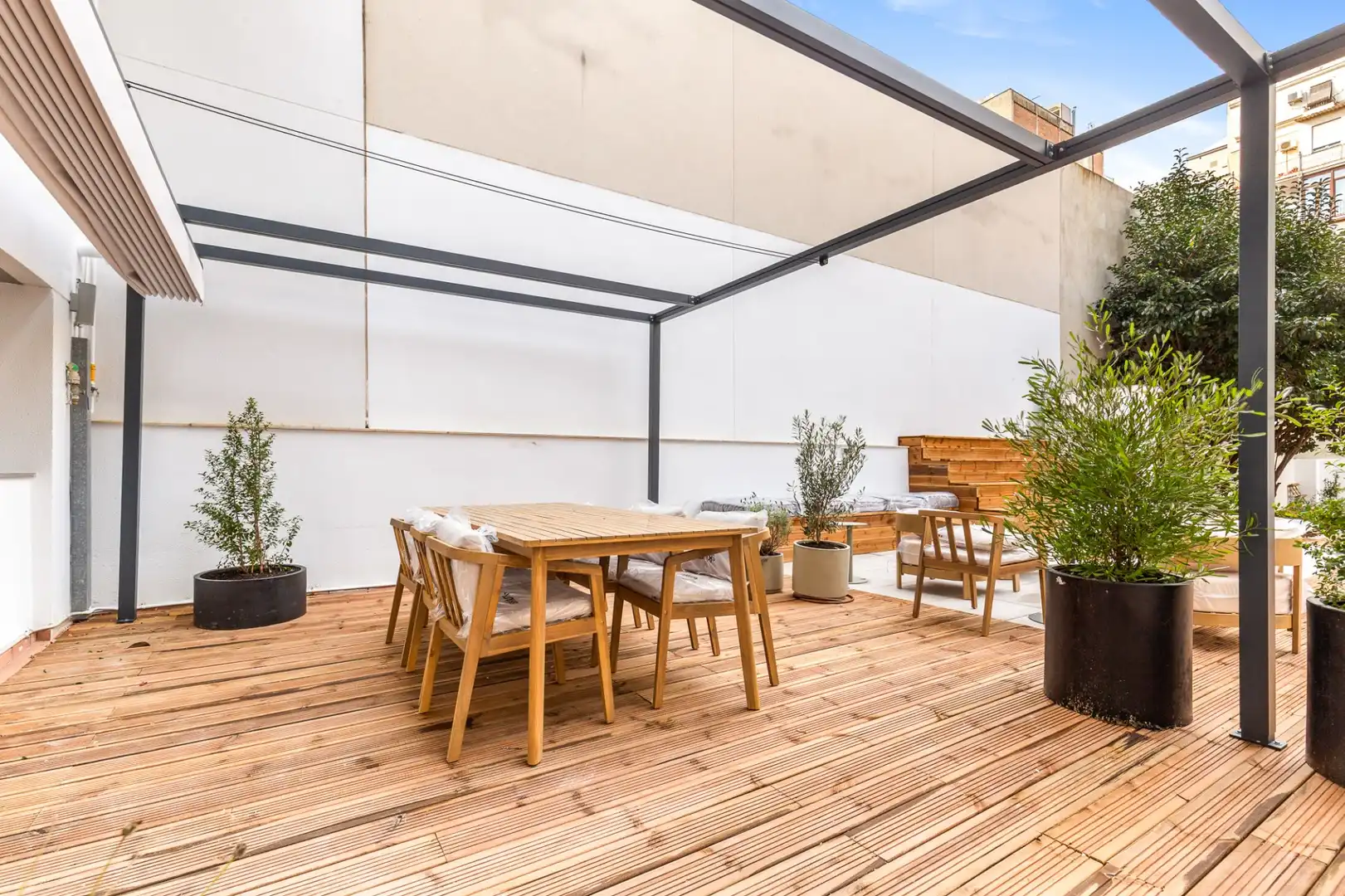 Terrasse von Erdgeschoss zum Verkauf in Barcelona mit Klimaanlage, Heizung und Terrasse