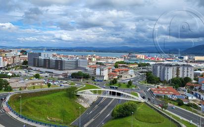 Vista exterior de Pis de lloguer en Santander amb Balcó