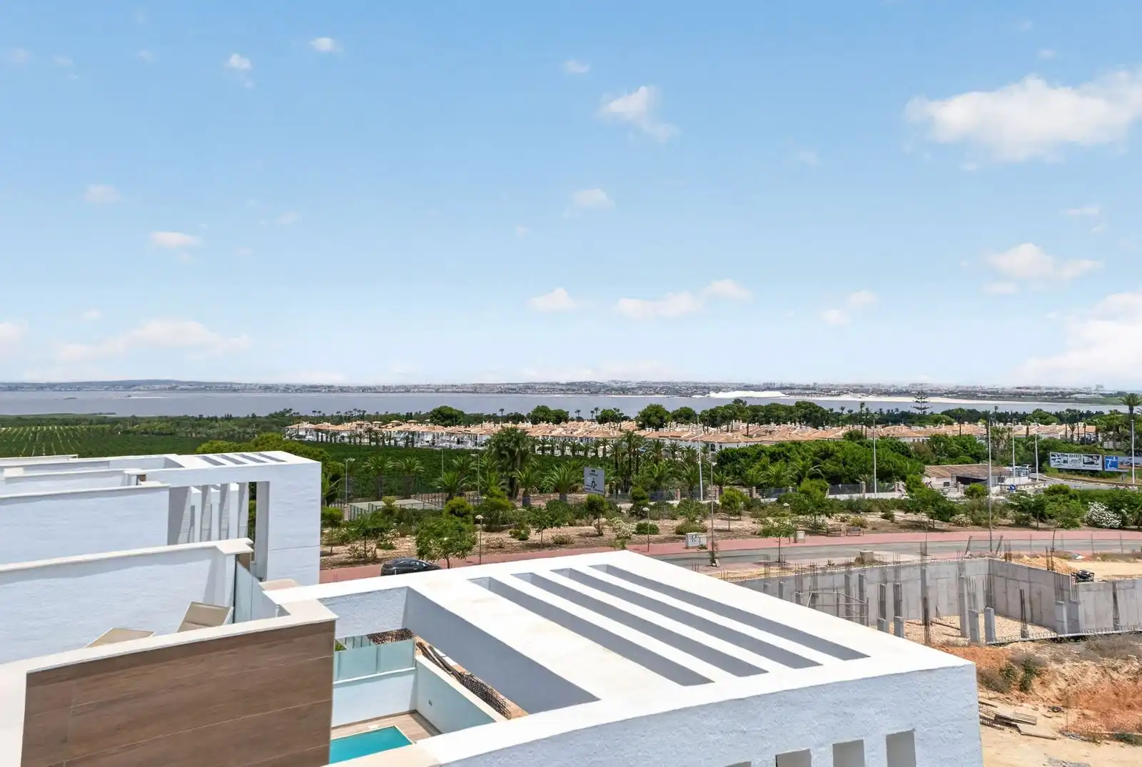 Chalet con terraza en venta en Los Balcones - Los Altos, imagen 28