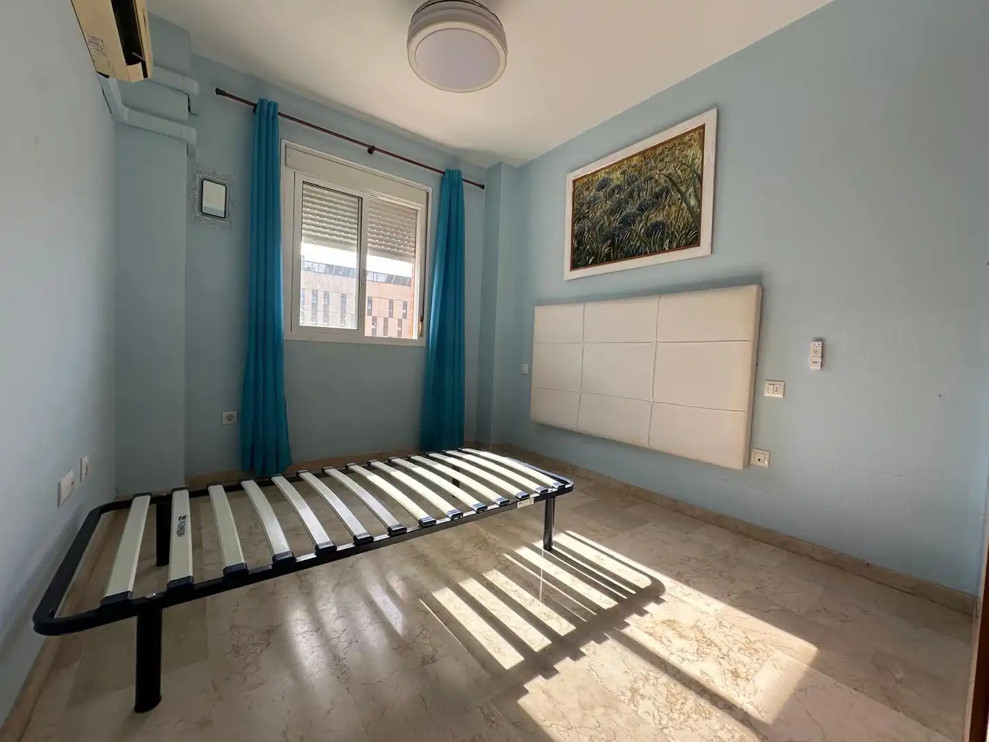 Bedroom of Flat for sale in Sevilla  with Air Conditioner, Heating and Storage room
