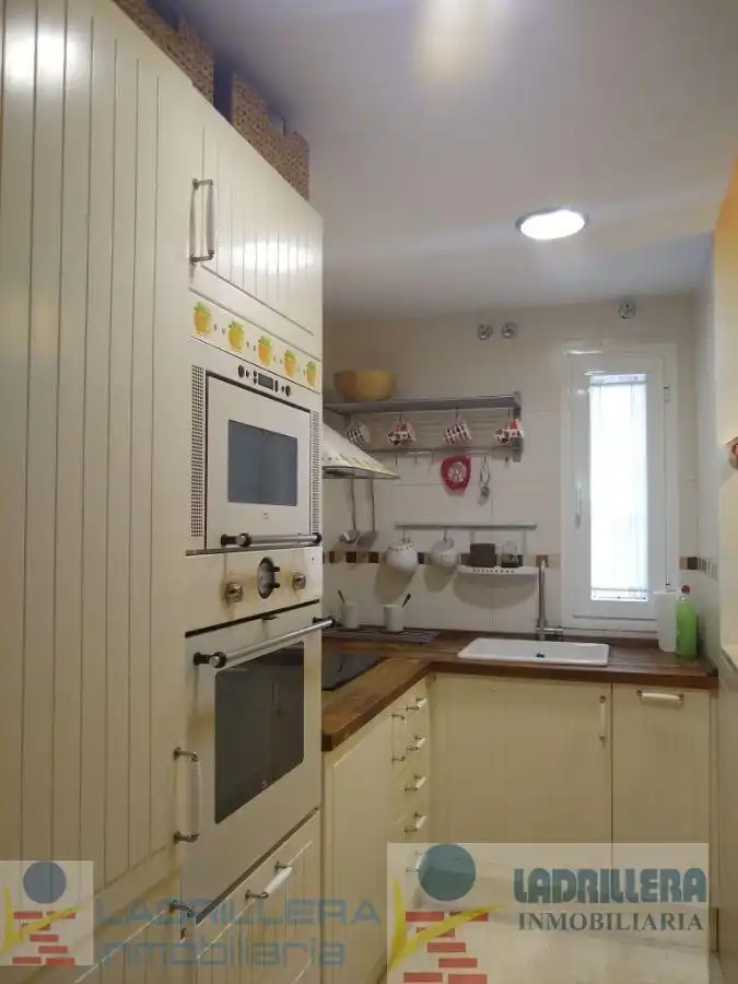 Cuina de Pis en venda en San Fernando amb Terrassa