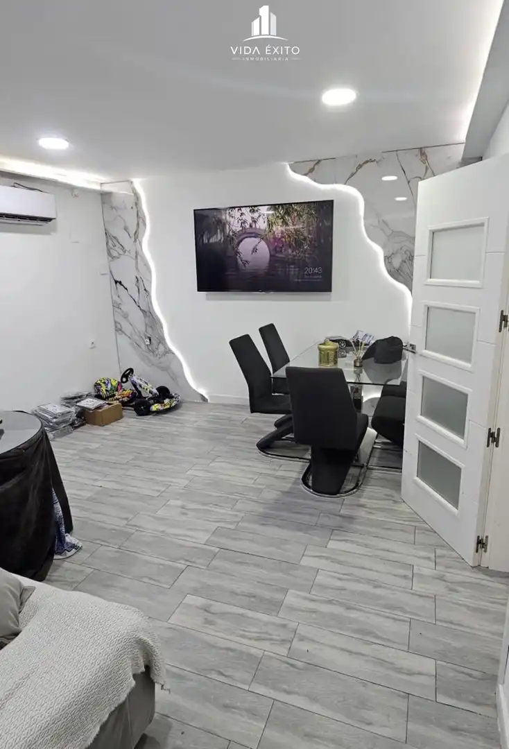 Esszimmer von Wohnung zum Verkauf in Linares mit Balkon