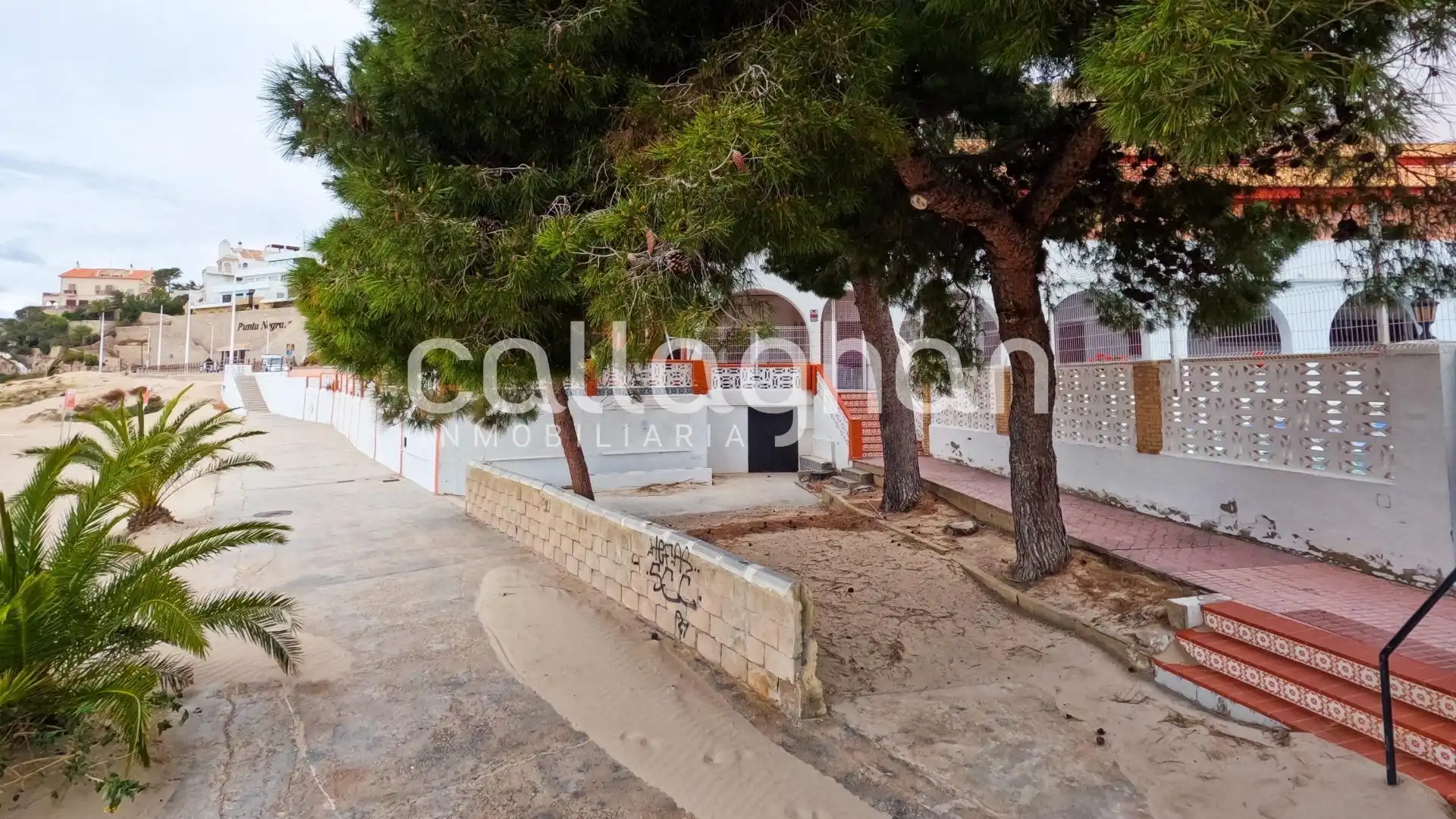 Außenansicht von Gebäude zum Verkauf in Cullera