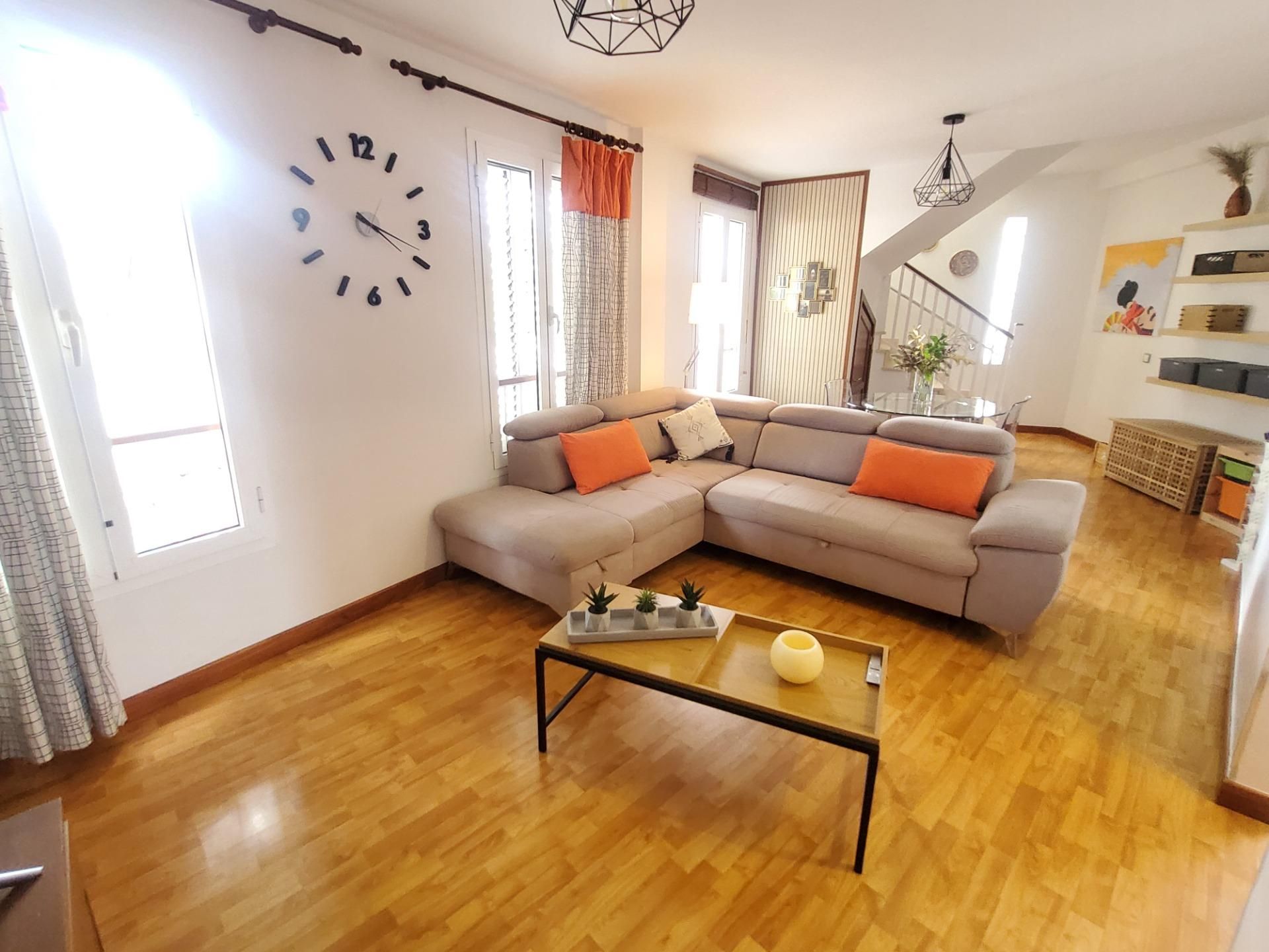Sala d'estar de Dúplex en venda en Las Palmas de Gran Canaria amb Terrassa
