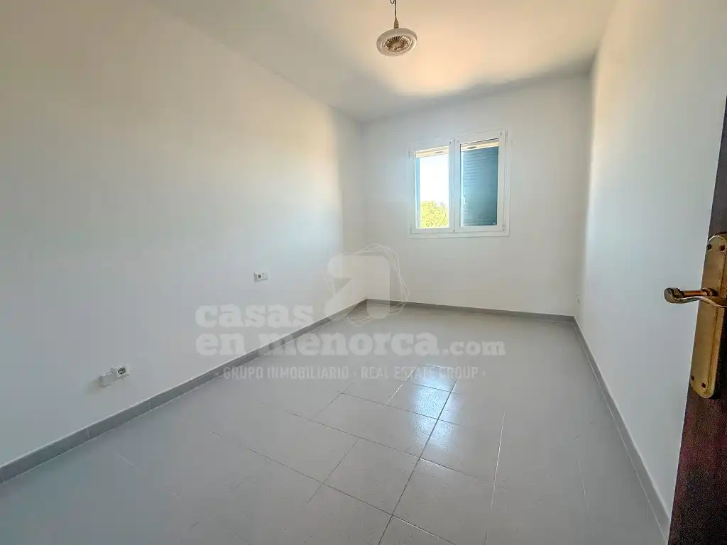 Schlafzimmer von Wohnung zum Verkauf in Es Castell mit Terrasse