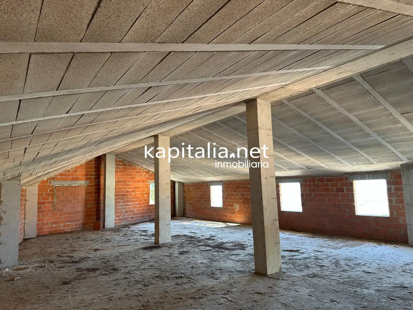 Edifici en venda en Agullent