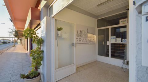 Hostal en Santa Fe 15 habitaciones y piso propio en primera planta