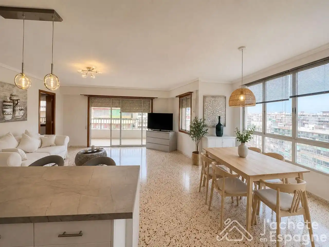 Flat with lift for sale in Plaça Enric Valor