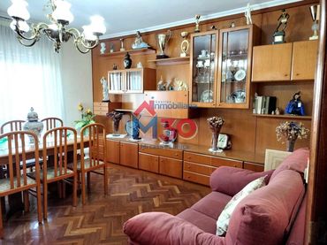Pis amb balcó en venda a Centro