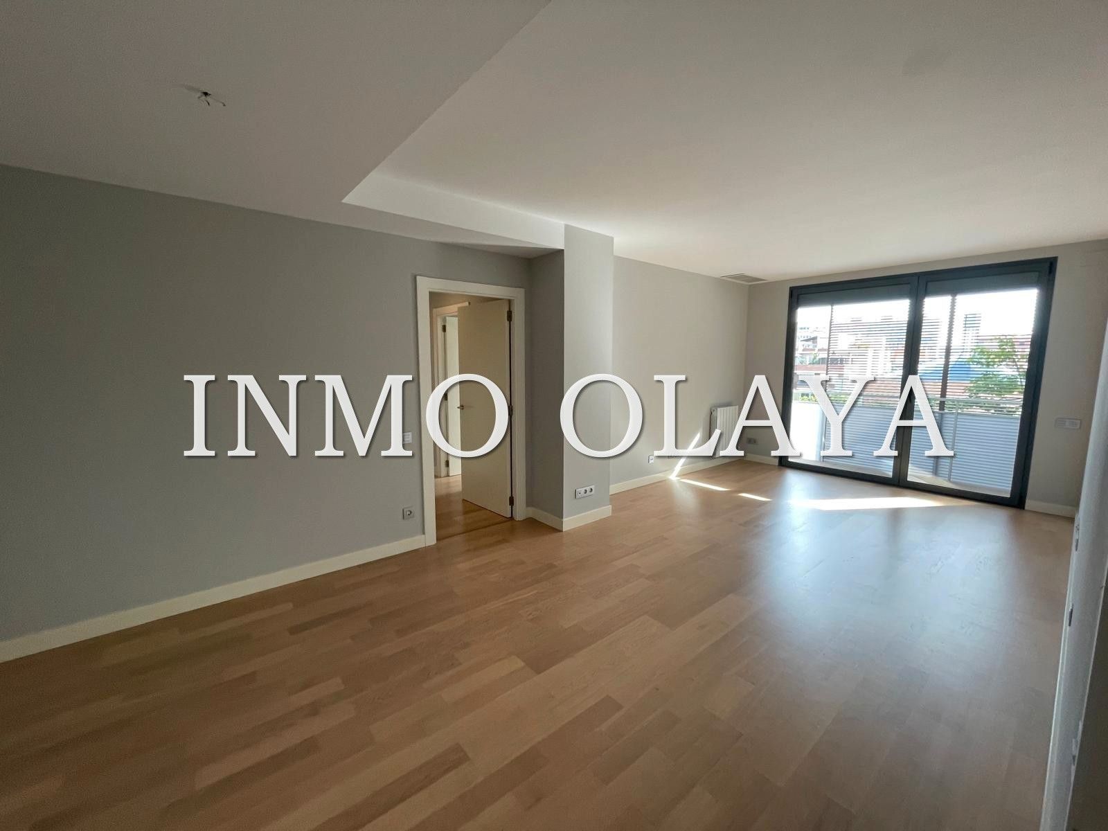 Living room of Flat for sale in  Barcelona Capital  with Air Conditioner, Heating and Terrace