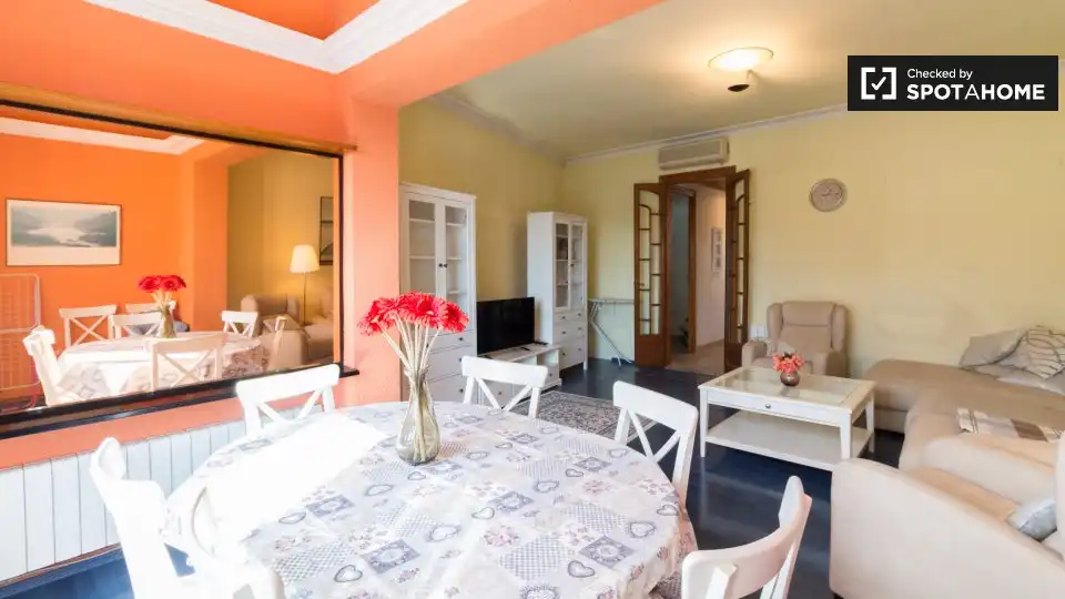 Flat with terrace to rent in Eixample, imagen 4