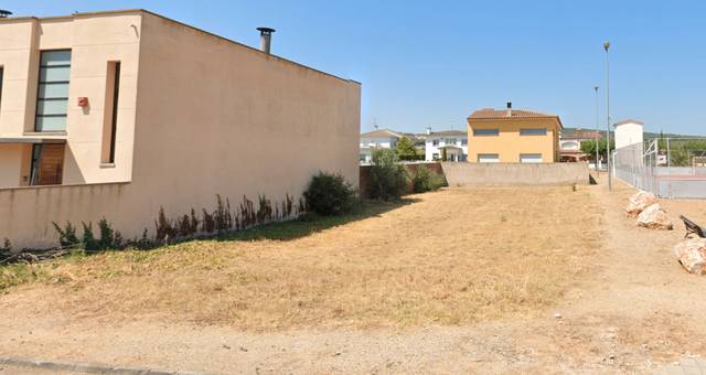 Terreno residencial en Venta en Carrer Moreres, 19 en Llers