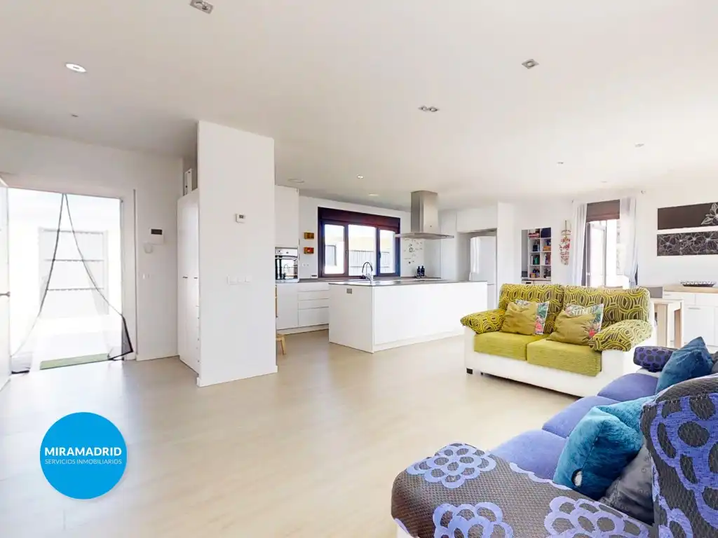 Living room of Houses for sale in El Casar  with Air Conditioner