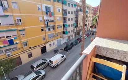 Vista exterior de Pis en venda en  Valencia Capital amb Balcó
