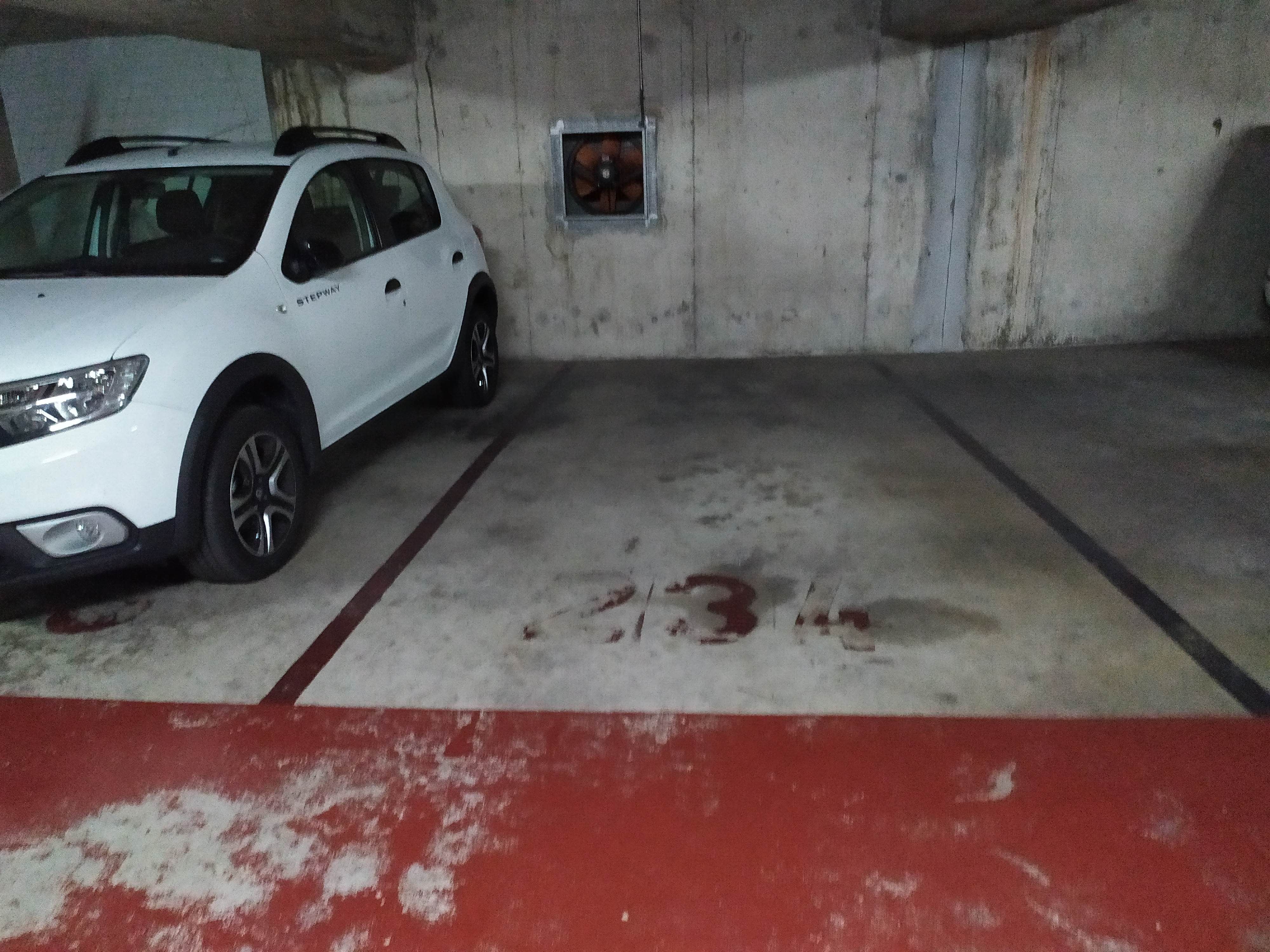 Aparcament de Garatge en venda en  Barcelona Capital