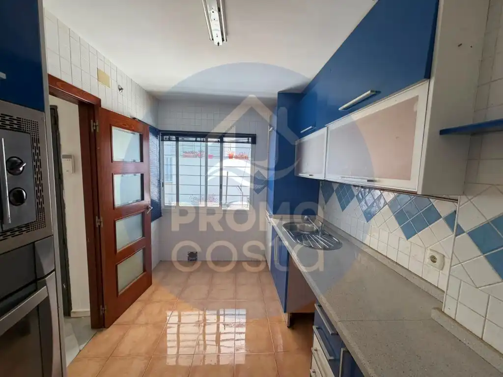 Kitchen of Flat for sale in Beas