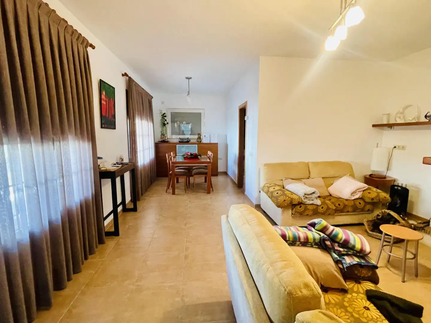 Sala de estar de Finca rústica en venta en Badolatosa con Jardín privado, Terraza y Piscina