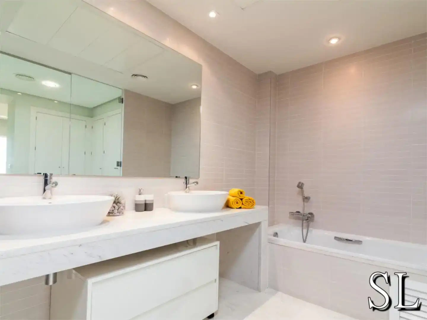 Bathroom of Flat for sale in Altea  with Air Conditioner and Swimming Pool