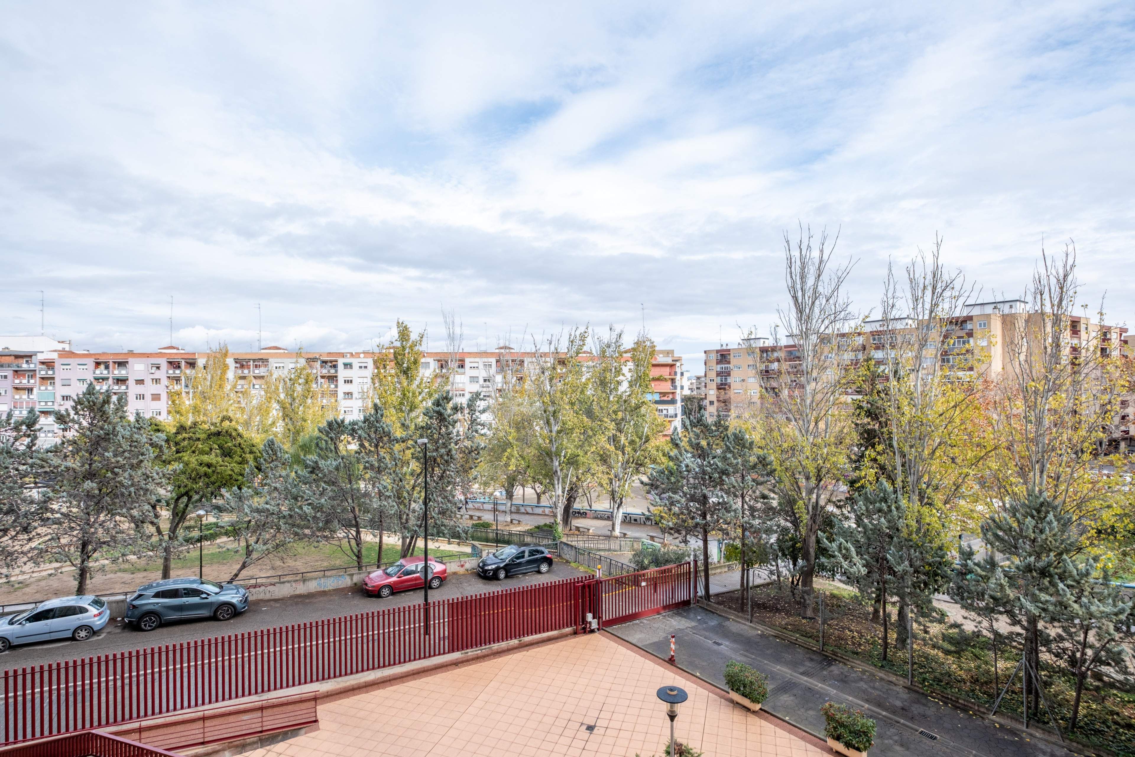 Vista exterior de Pis en venda en  Zaragoza Capital amb Aire condicionat i Calefacció