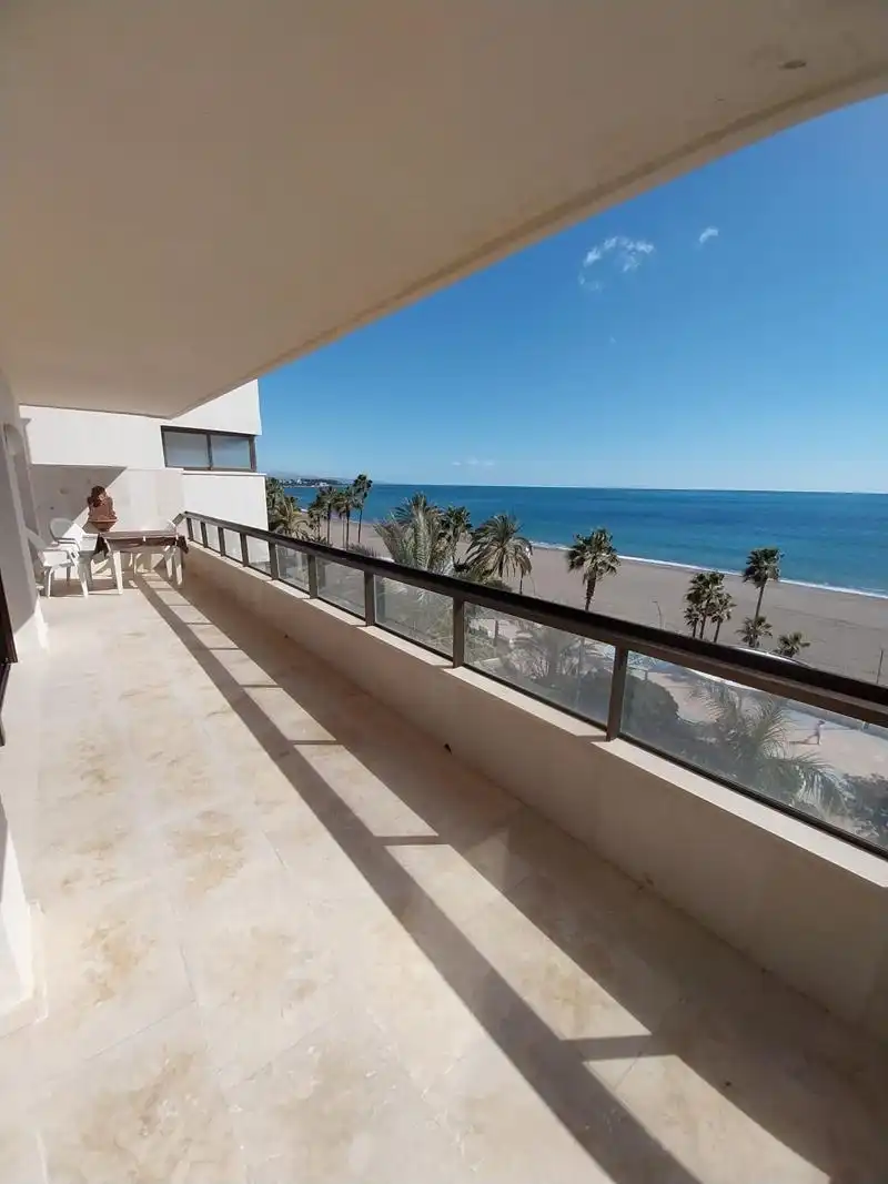 Terraza de Piso de alquiler en Estepona con Terraza