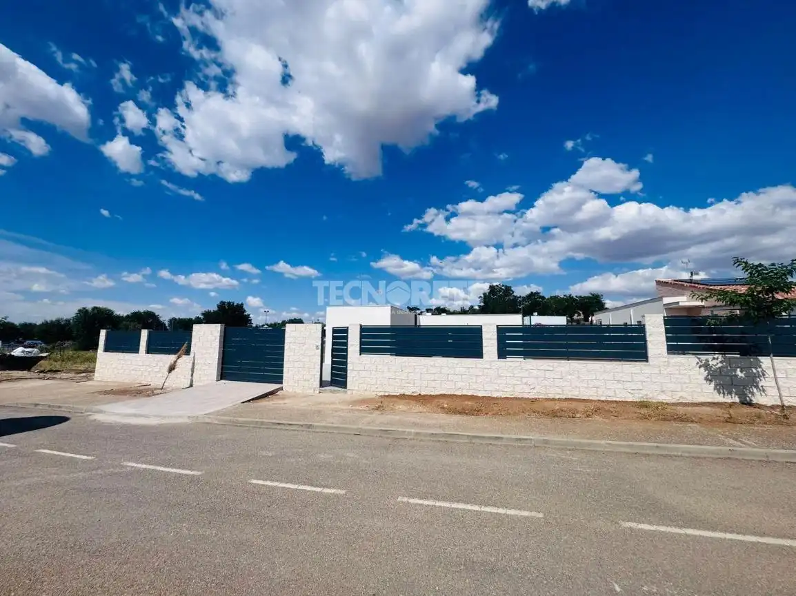 Casa o xalet en venda a Layos