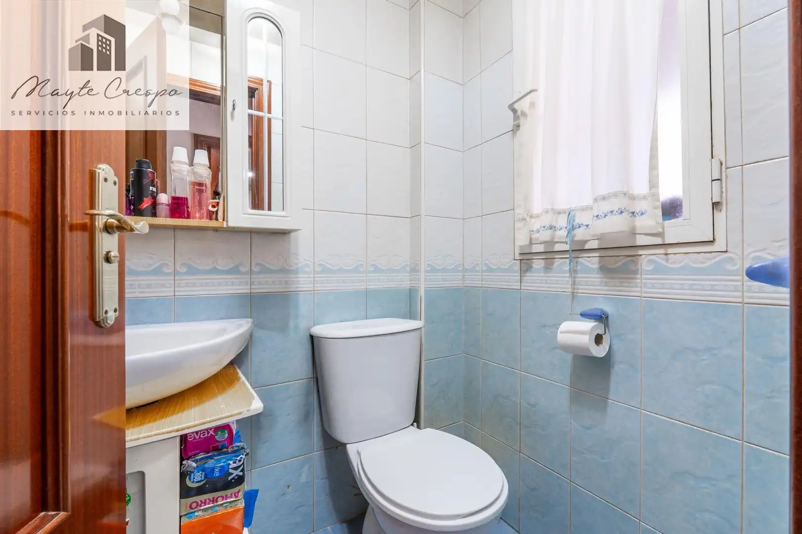 Badezimmer von Einfamilien-Reihenhaus zum Verkauf in Ogíjares mit Klimaanlage und Gemeinschaftspool