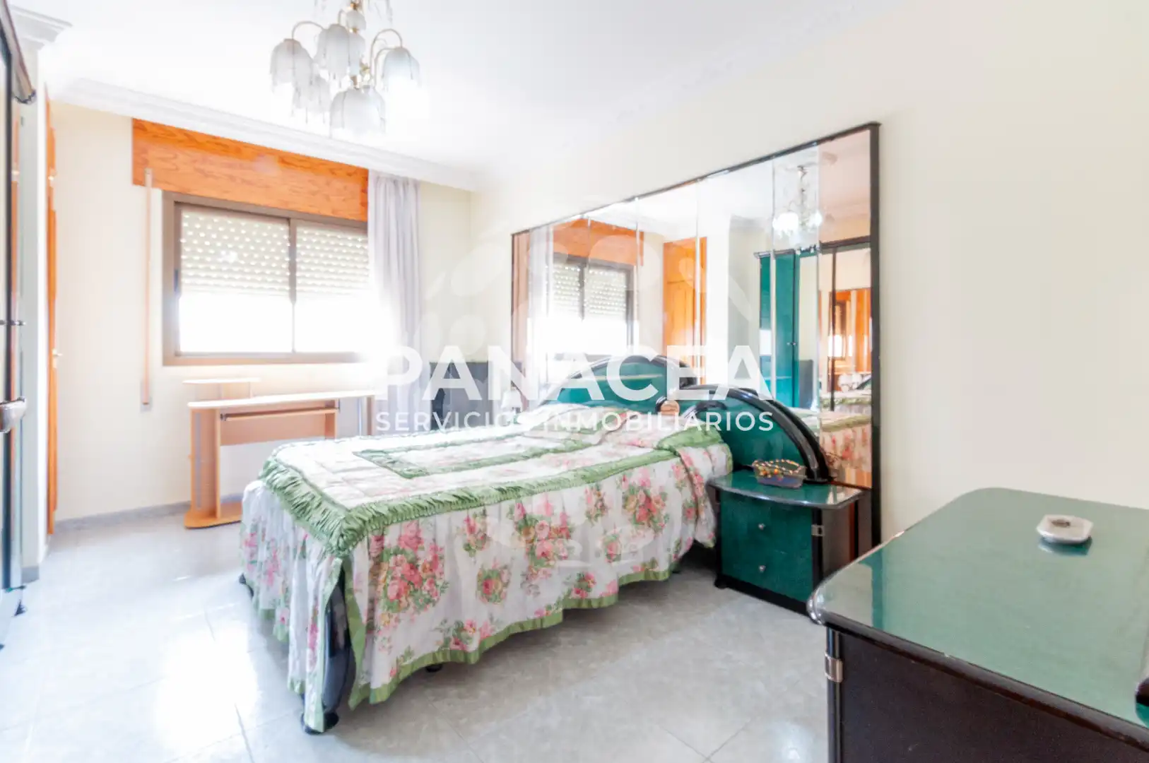Habitación de Casa o chalet en venta en Vícar con Terraza, Amueblado y Lavadora