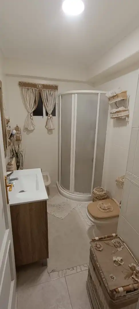 Bathroom of Flat for sale in Marbella  with Terrace, Oven and Washing machine