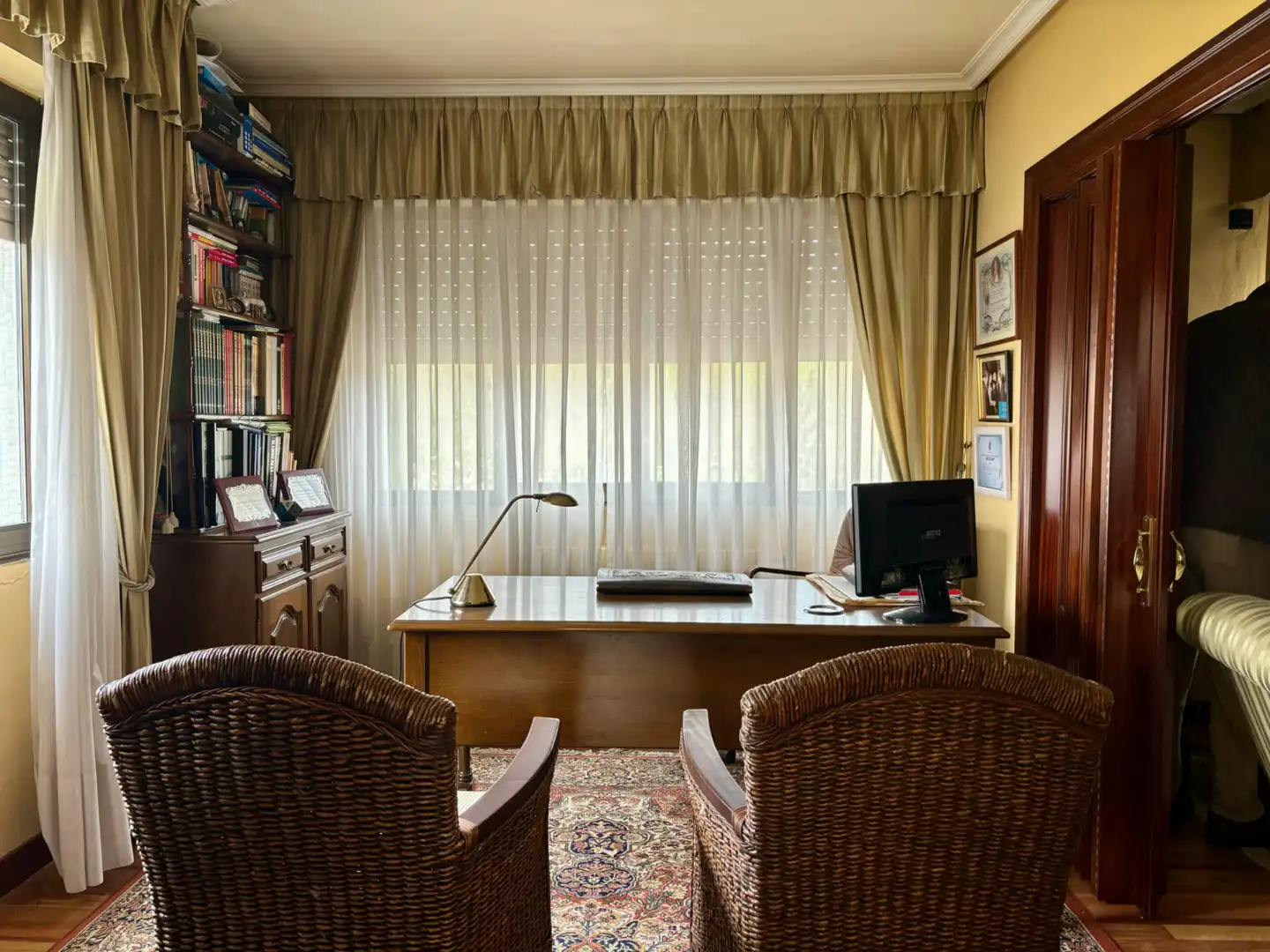 Sala de estar de Edificio en venta en Piloña