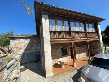 Maison mitoyenne à vendre à Cabrales