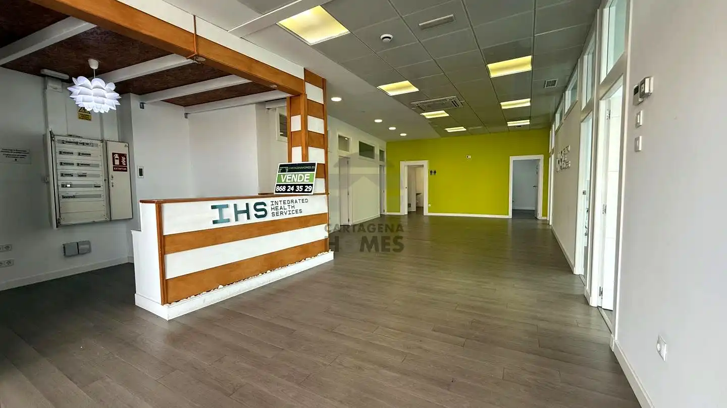 Local en venta en Cartagena con Aire acondicionado