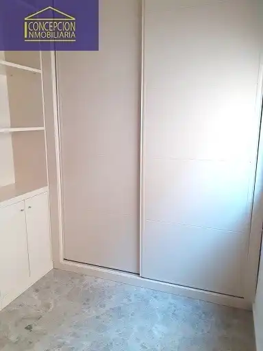 Dormitori de Apartament de lloguer en Córdoba amb Aire condicionat, Calefacció i Traster